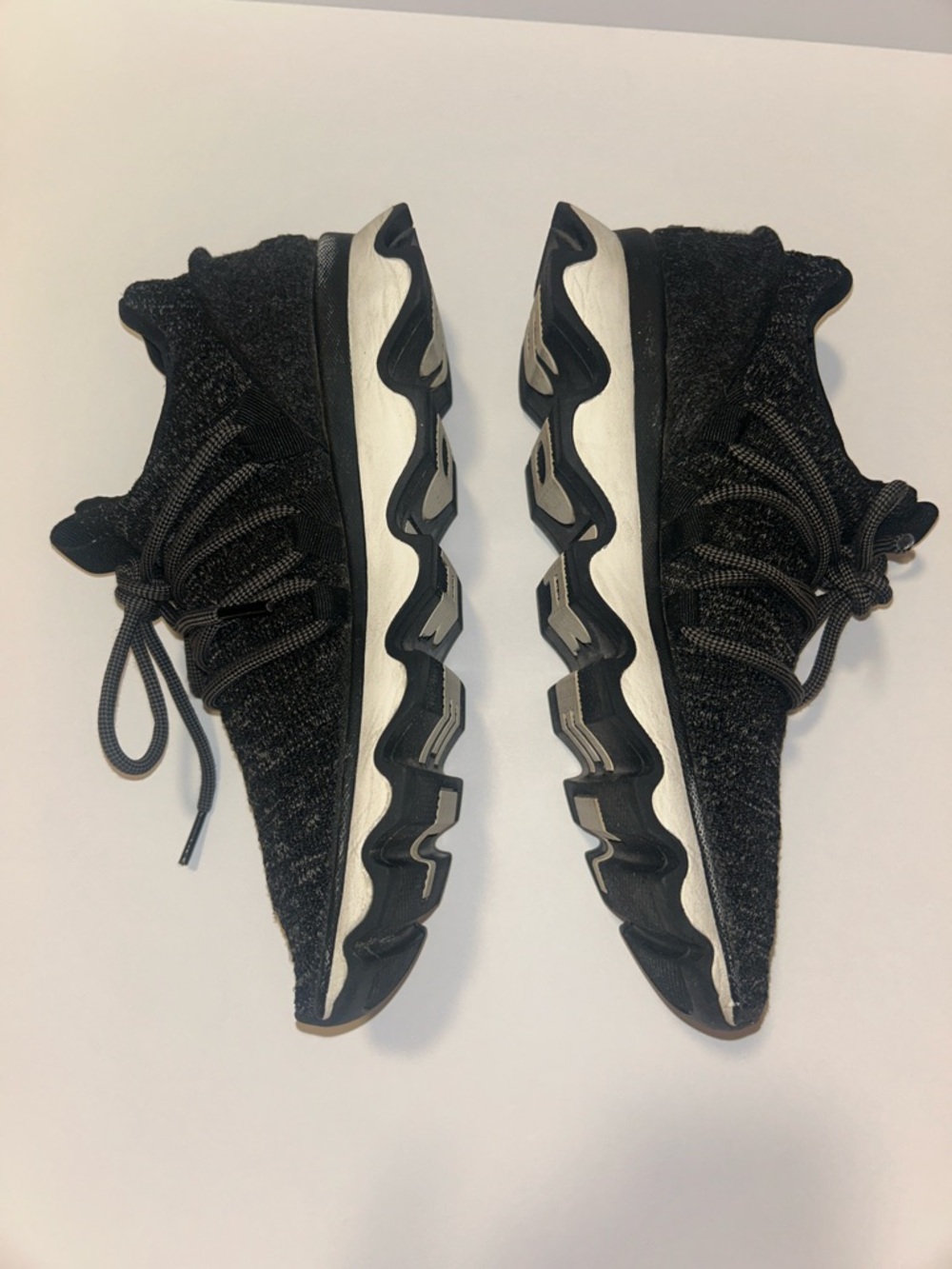 SOREL Kinetic Lace Black Knit Sneakers Women's Size 8.5 NL3227-011 gorpcore - Picture 3 of 7